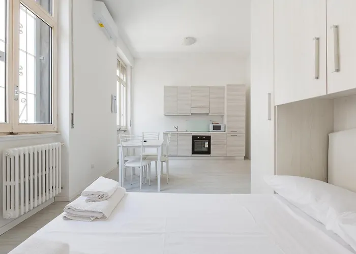 Guesthost - Cosy 25 Sqm Niguarda District Apartmán
